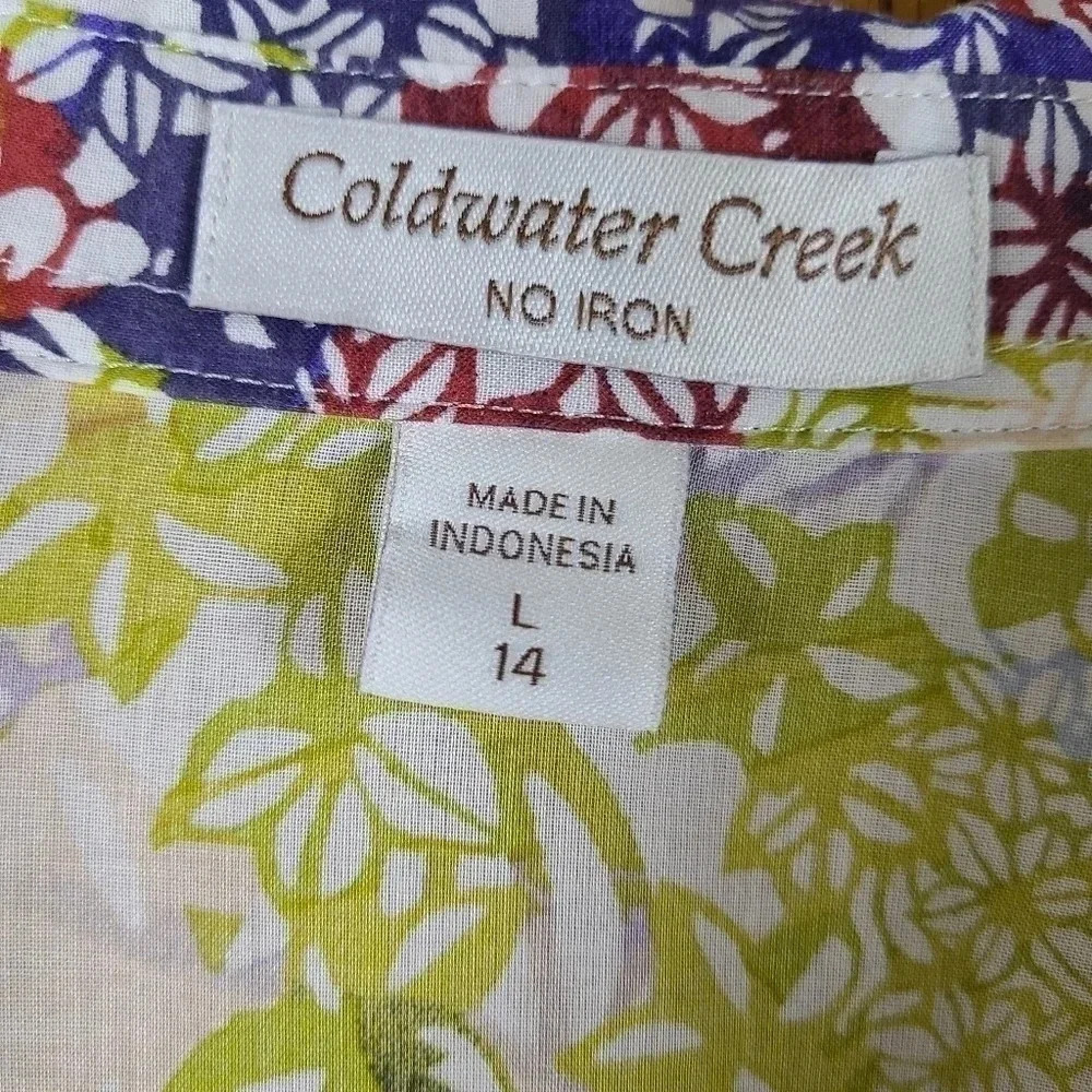 COLDWATER Creek floral button down blouse - Picture 6 of 7